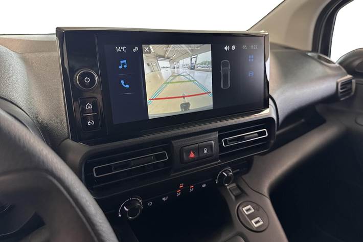 Hvid Toyota ProAce City fra 2025