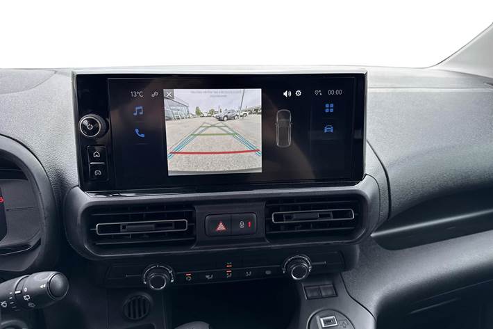 Hvid Toyota ProAce City fra 2024