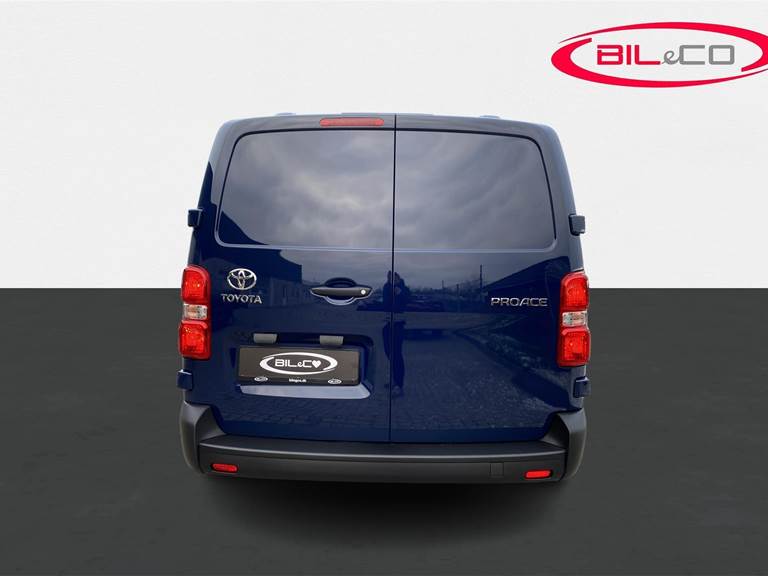 Toyota ProAce 2,0 2.0D 144hp Long/En skydedør COMFORT