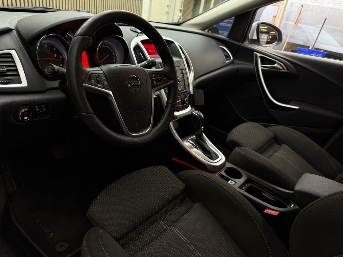 Opel Astra 2,0 Sports Tourer CDTI Sport 165HK Stc 6g Aut.