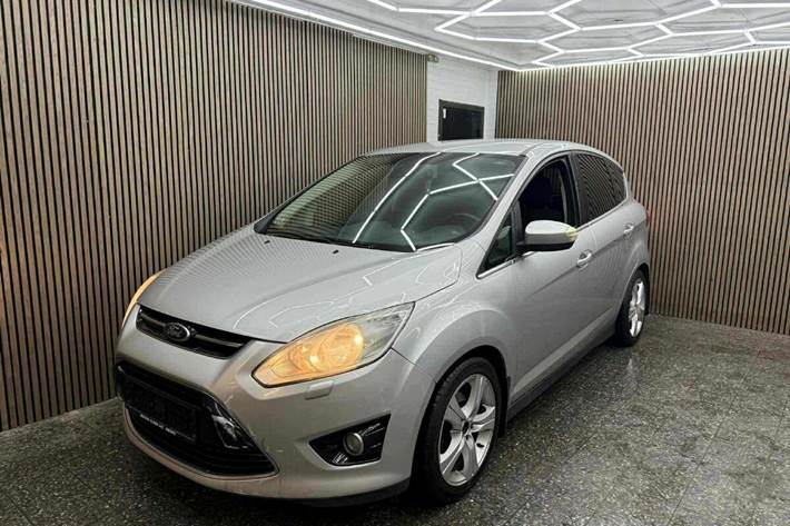 undefined Ford C-MAX fra 2011 set udefra