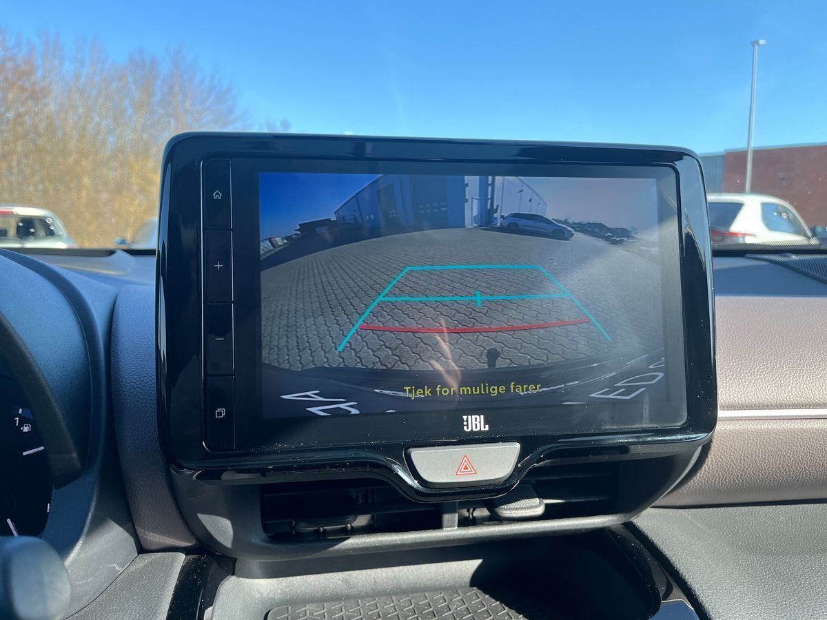 Sort Toyota Yaris Cross fra 2023