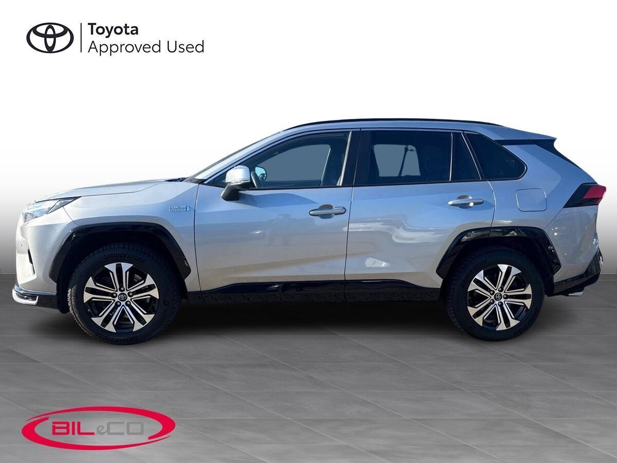 Grå Toyota RAV4 Plug-in fra 2022