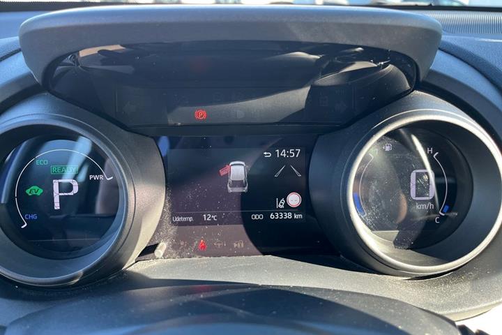 Blå Toyota Yaris Cross fra 2022