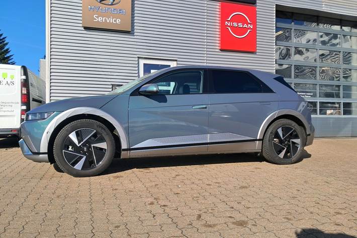 Grøn Hyundai Ioniq 5 fra 2025