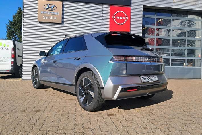 Grøn Hyundai Ioniq 5 fra 2025