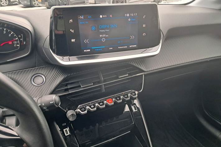 Gul Peugeot 208 fra 2021