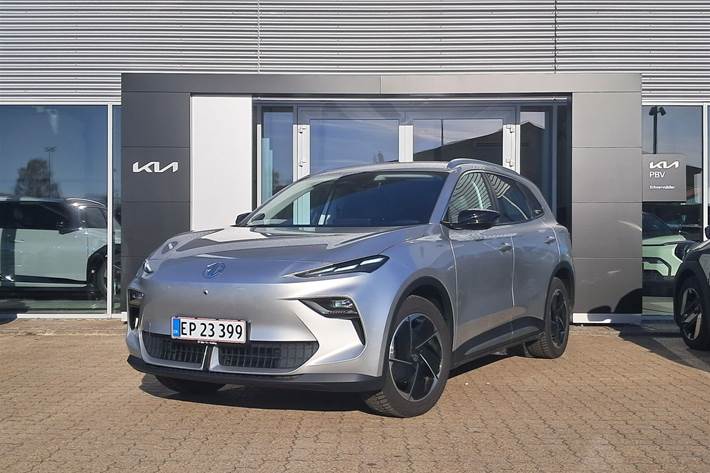 Sølv MG MGS5 Electric fra 2025 set udefra