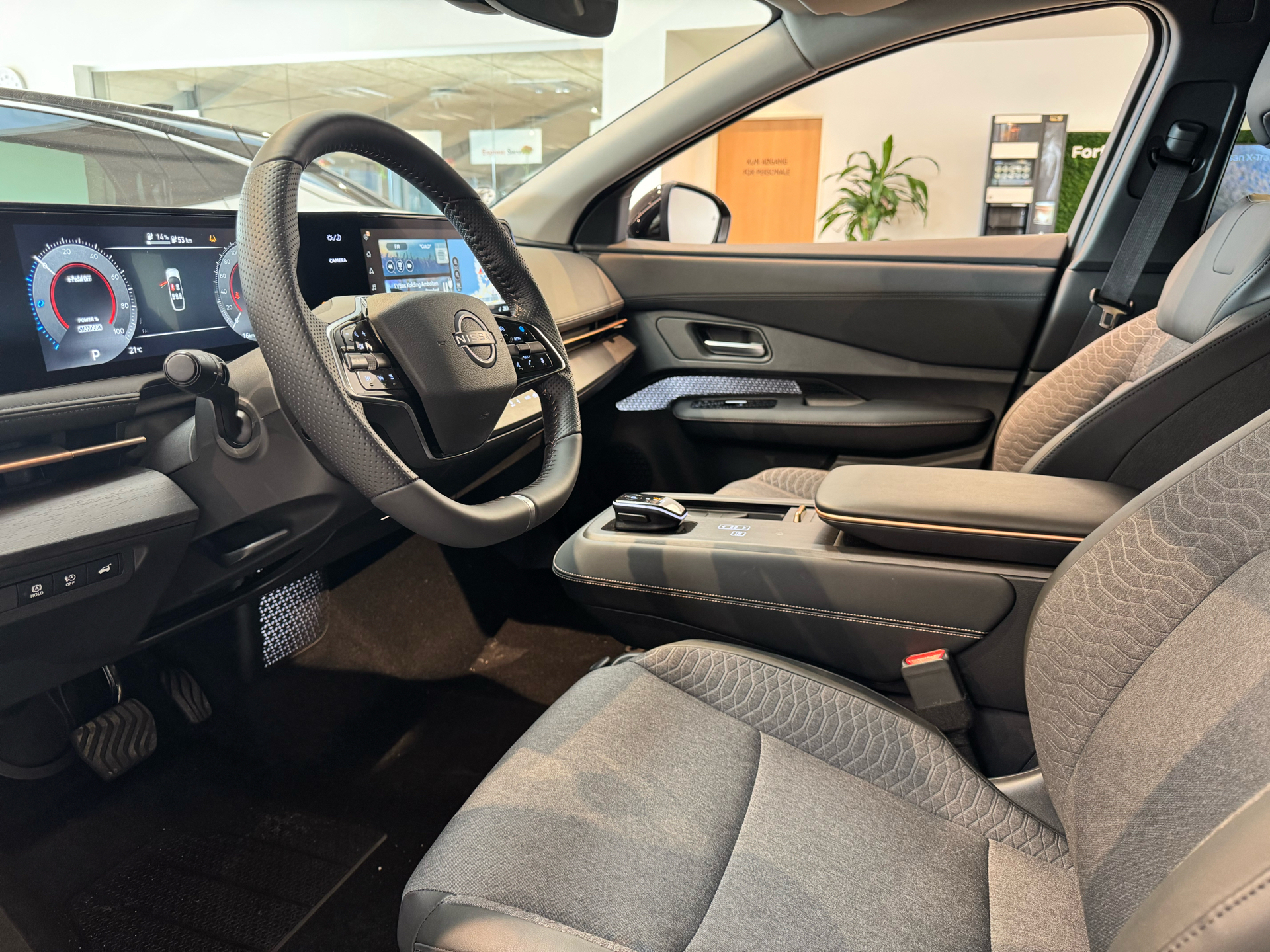 Nissan Ariya EL Advance 214HK 5d Aut.