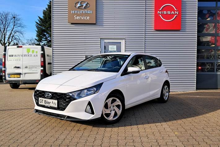 Hvid Hyundai i20 fra 2021