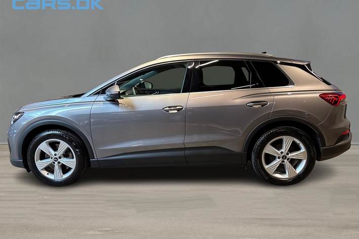 Grå Audi Q4 fra 2022