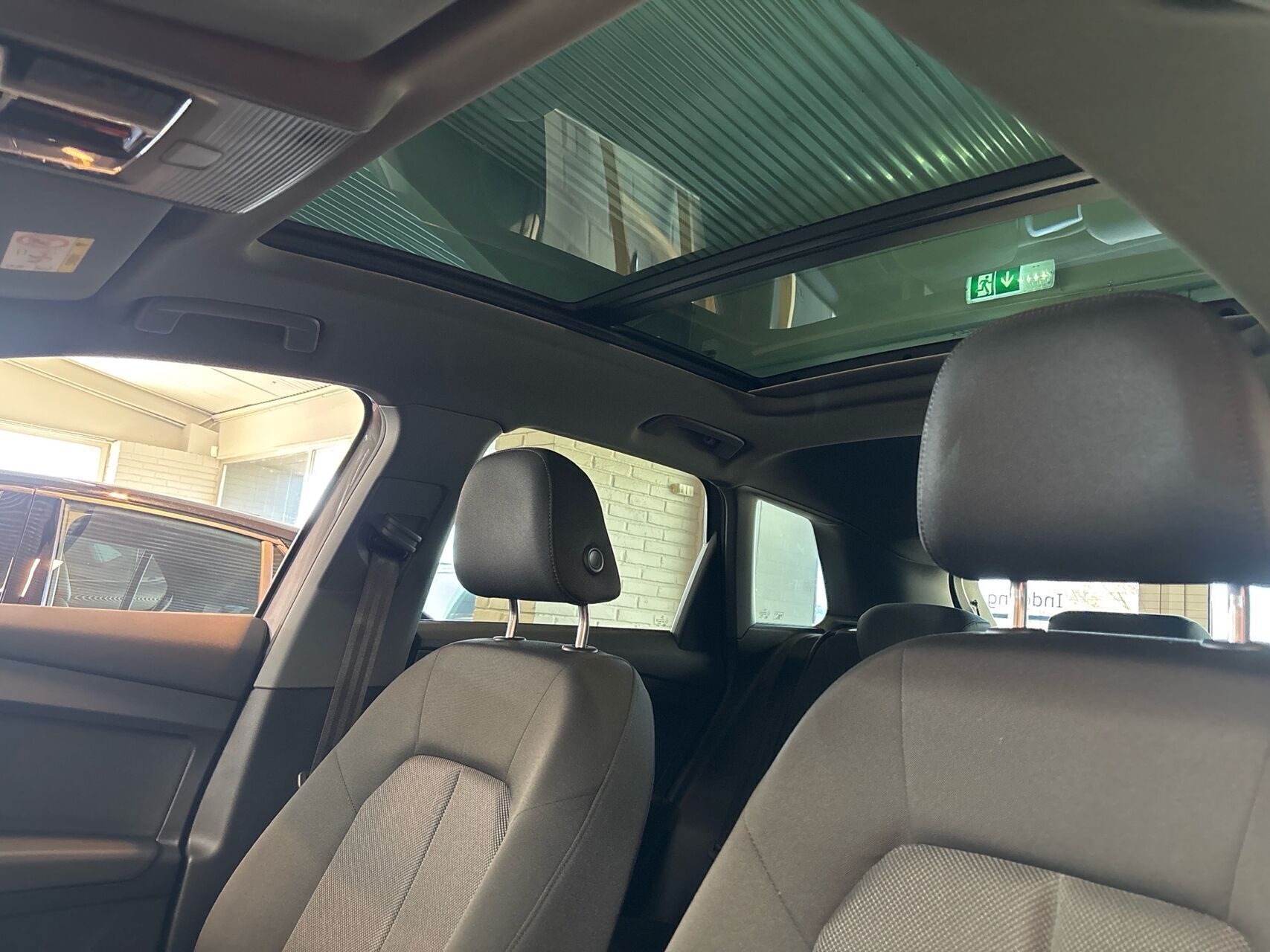 Grå Audi Q4 fra 2022