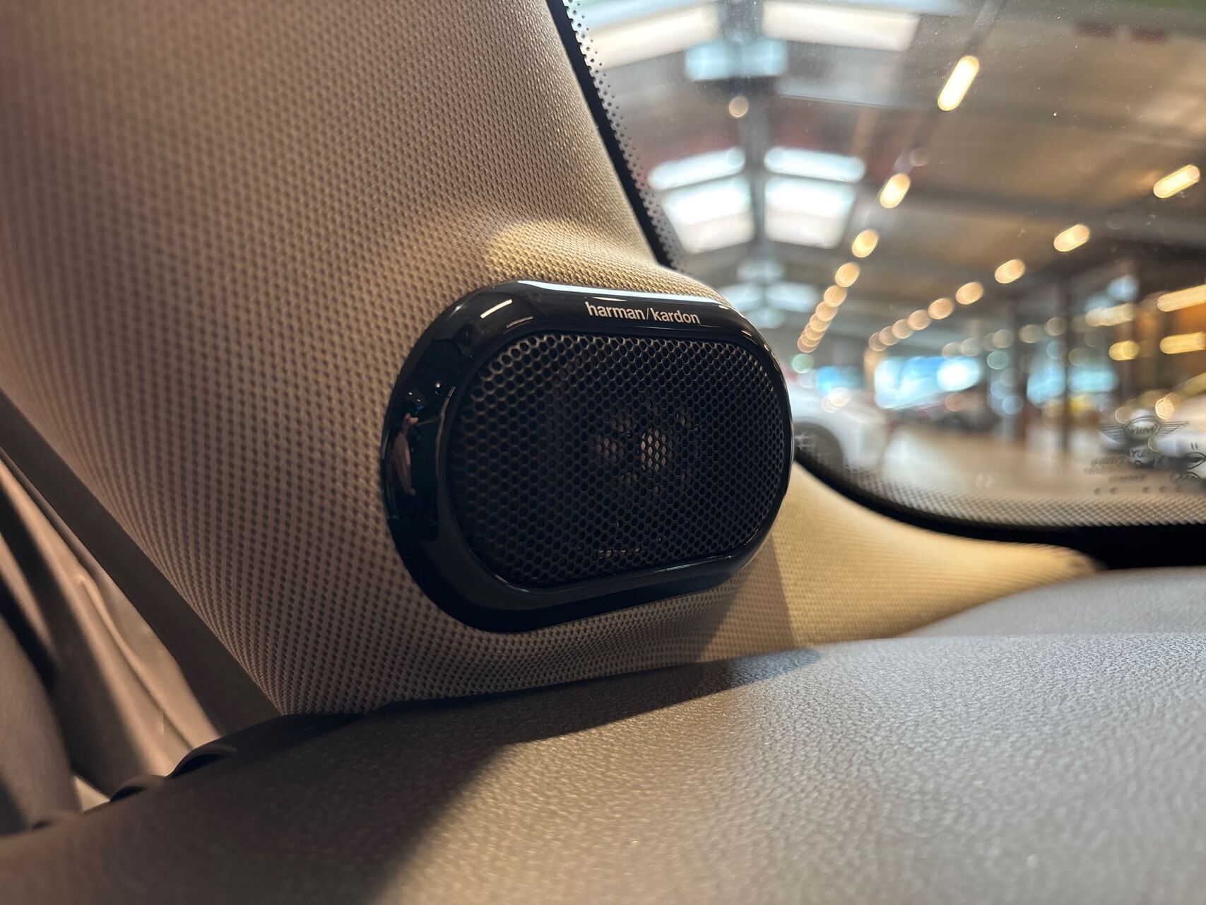 Grå Mini Cooper fra 2022