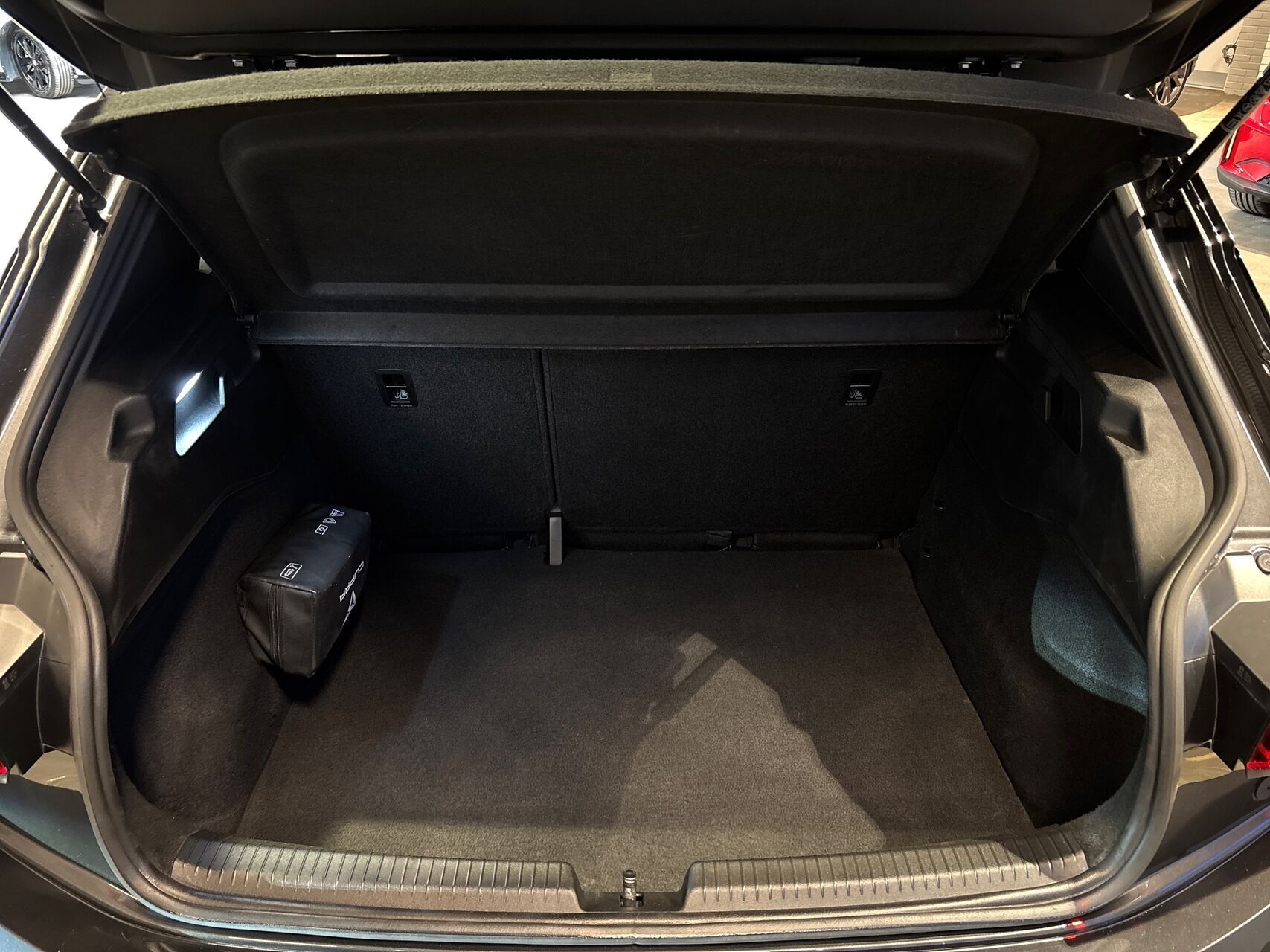 Cupra Born EL e-Boost 231HK 5d Aut.