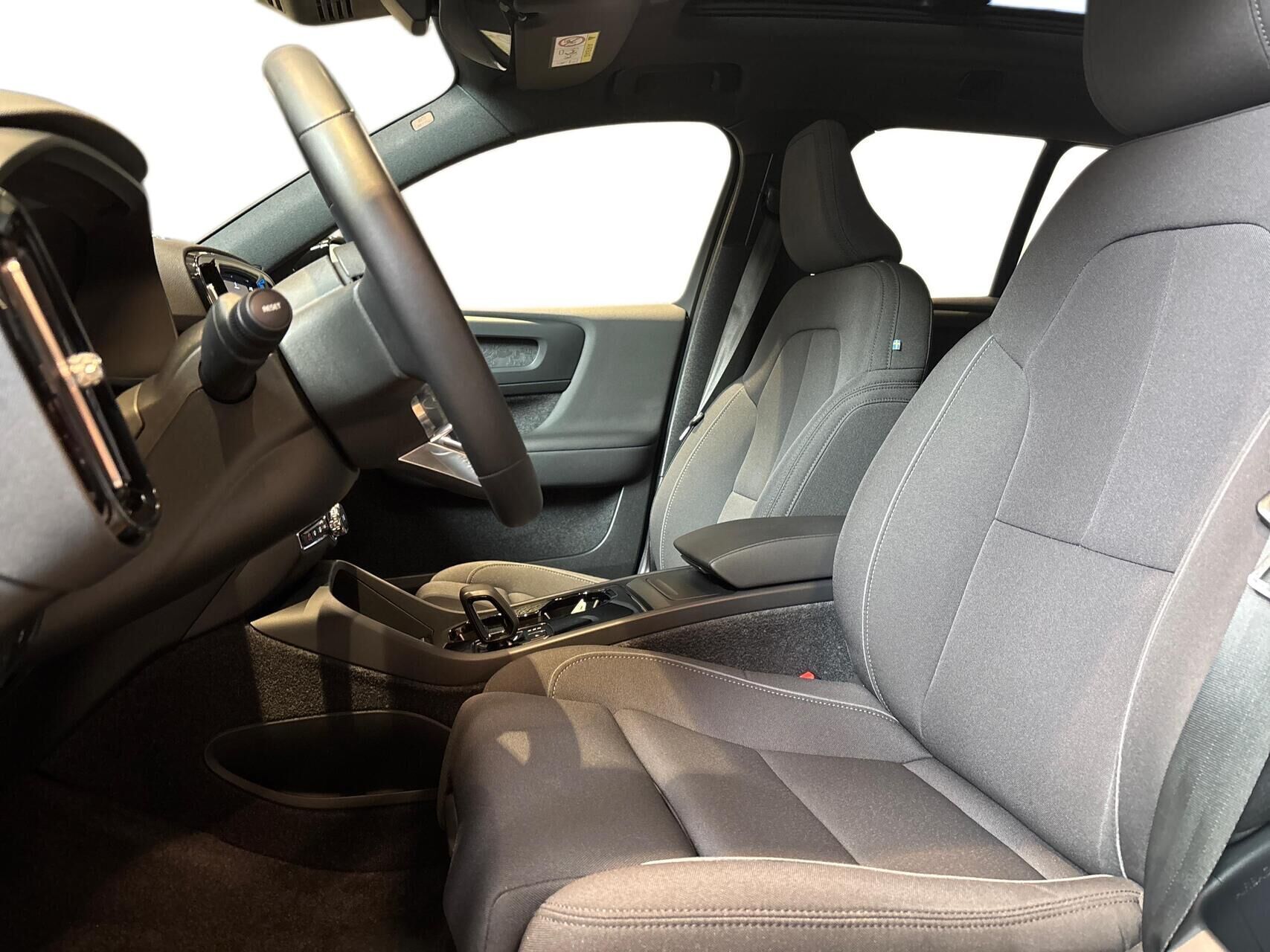 Volvo EX40 Single Motor Extended Range Ultra 252HK 5d Aut.