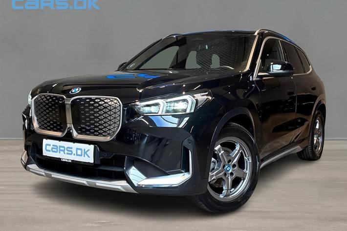 Sort BMW iX1 fra 2025