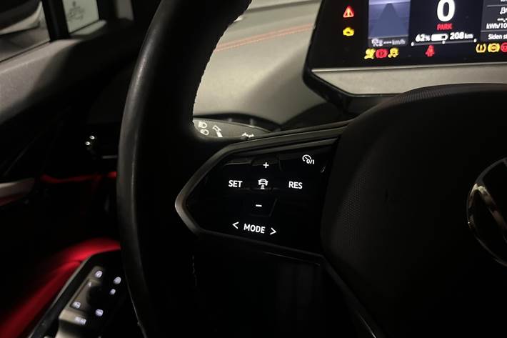 Hvid VW ID.4 fra 2023