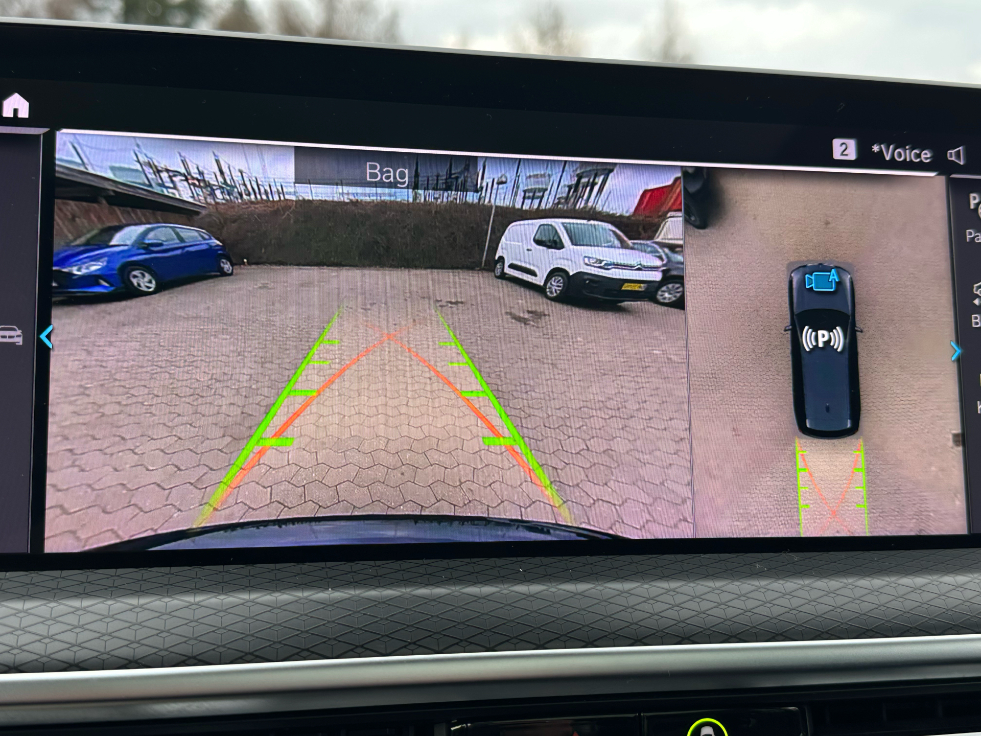 Sort BMW iX3 fra 2023