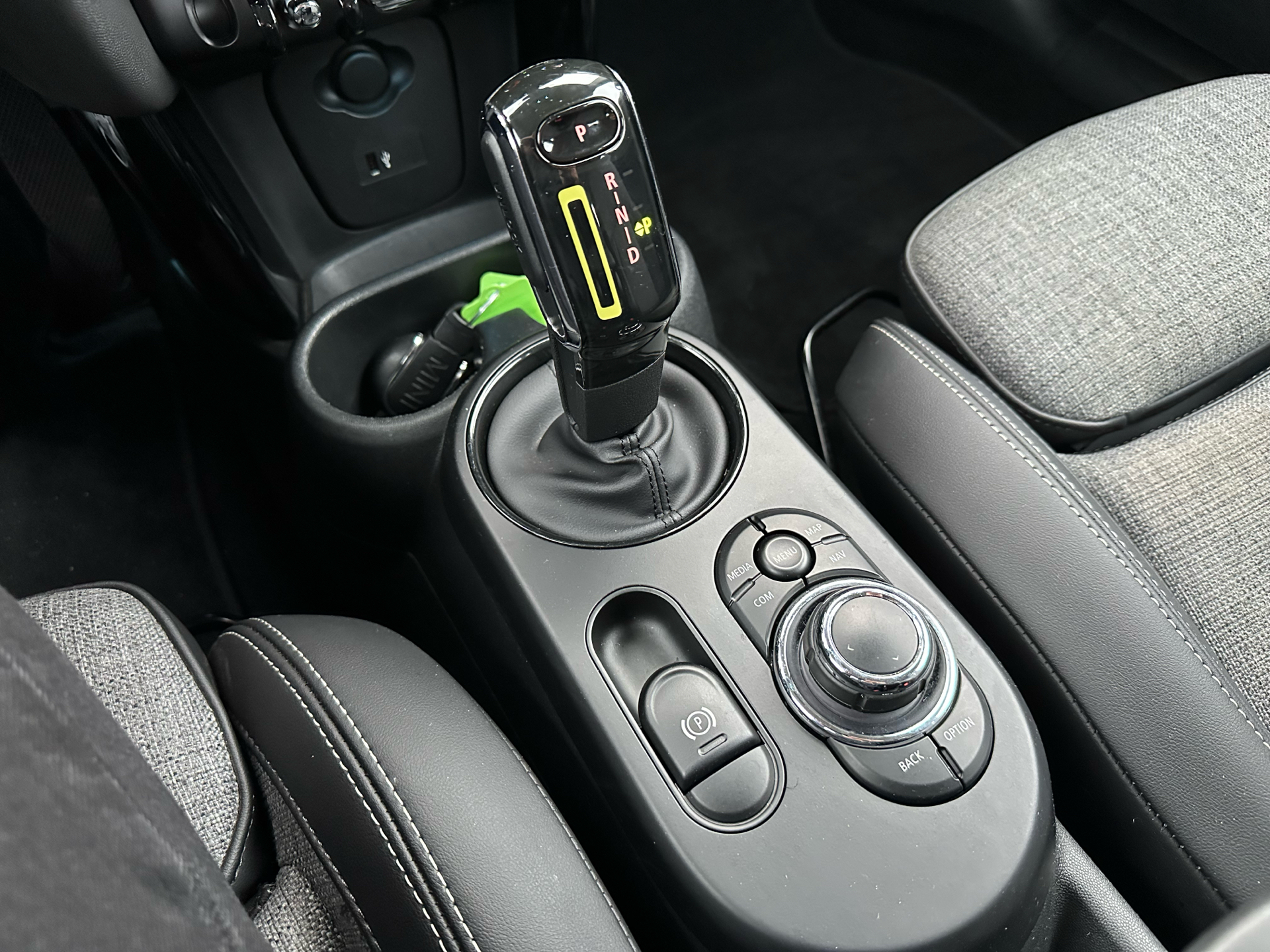 Sort Mini Cooper fra 2023