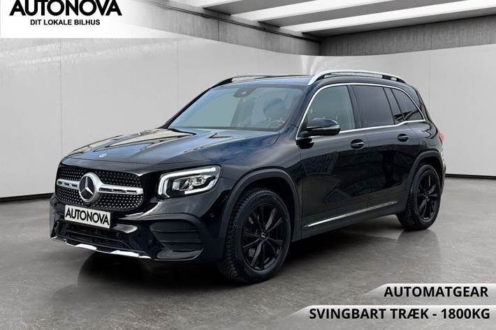 Sort Mercedes GLB200 d fra 2021 set udefra