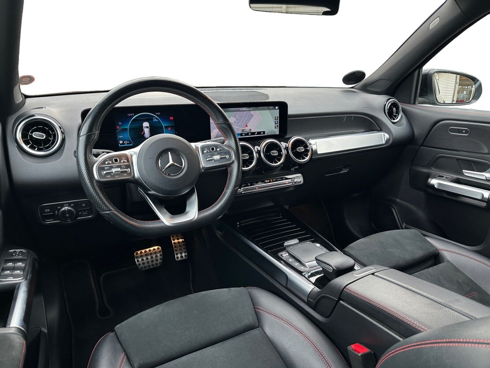 Sort Mercedes GLB200 d fra 2021