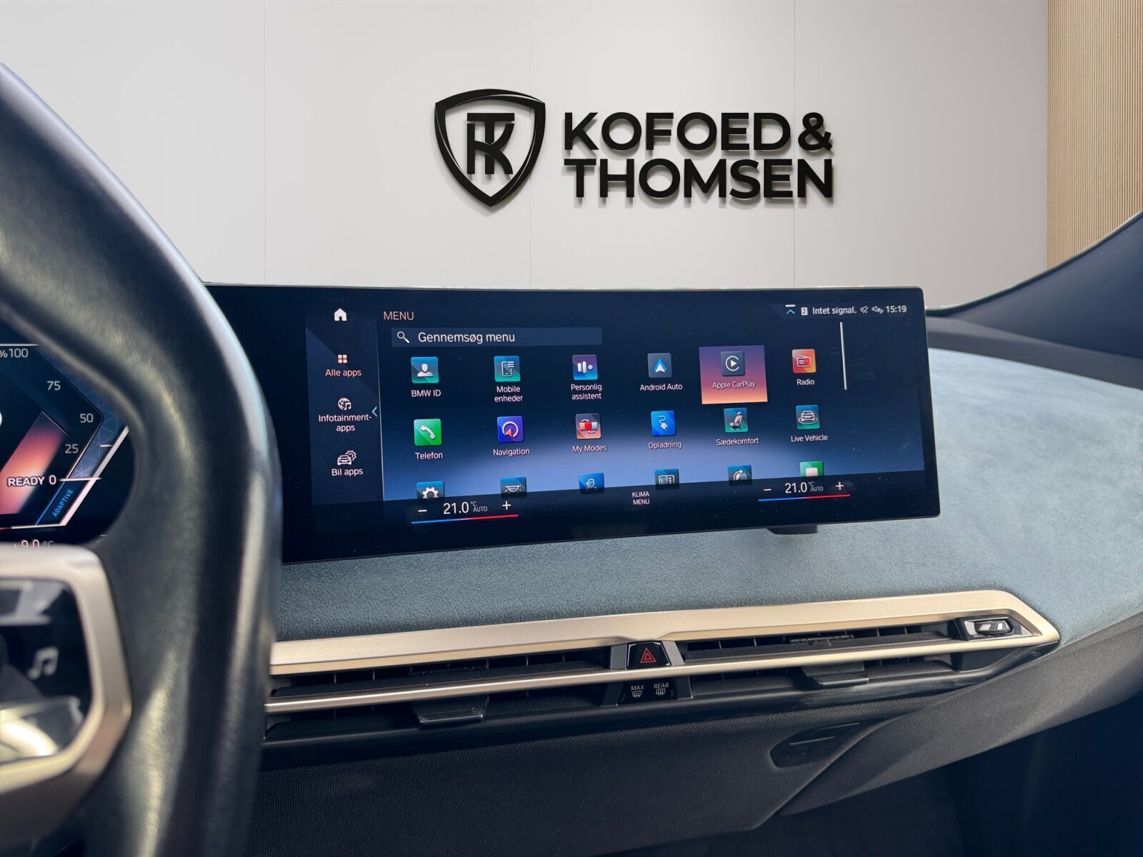 Sort BMW iX fra 2021