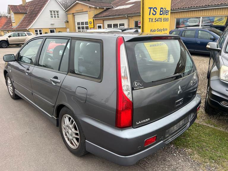 Mitsubishi Lancer 1,6 Invite 98HK Stc