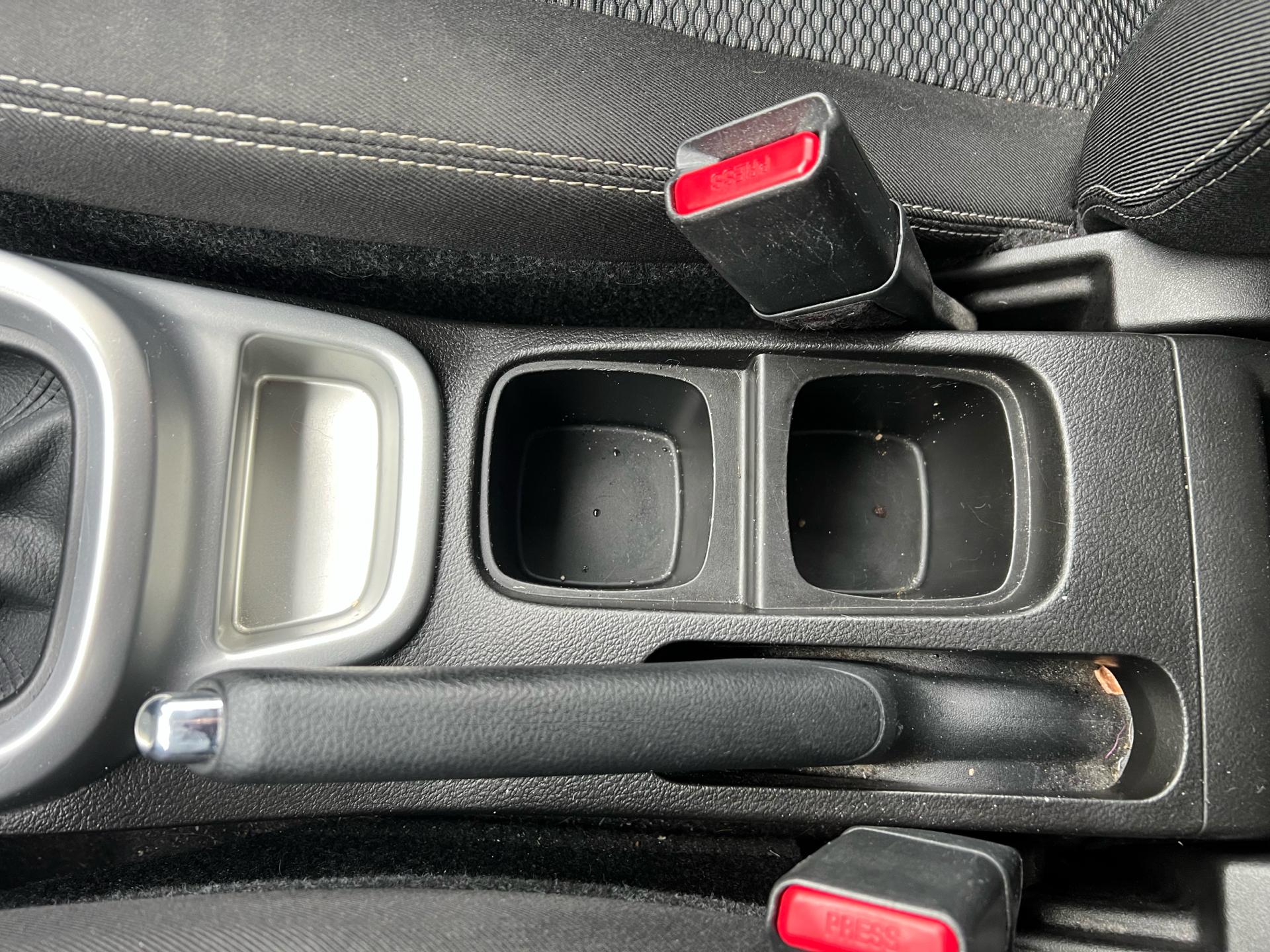 Hvid Suzuki Vitara fra 2017