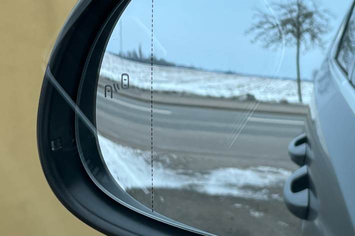 Hvid VW Sharan fra 2020