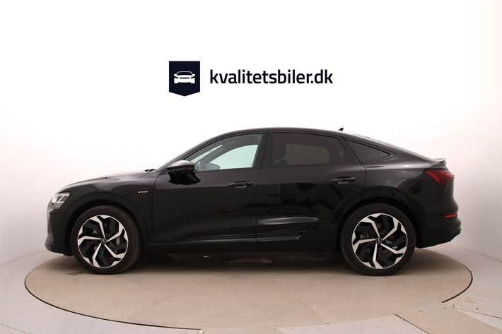 Sort Audi e-tron fra 2022