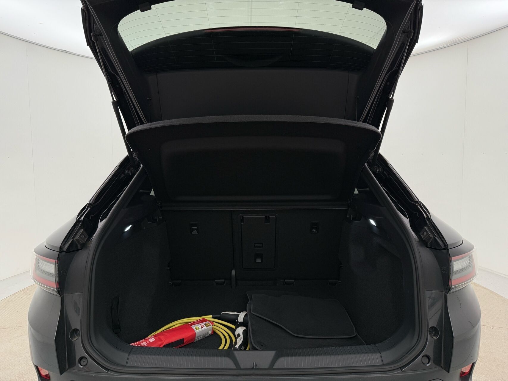 Grå VW ID.4 fra 2020