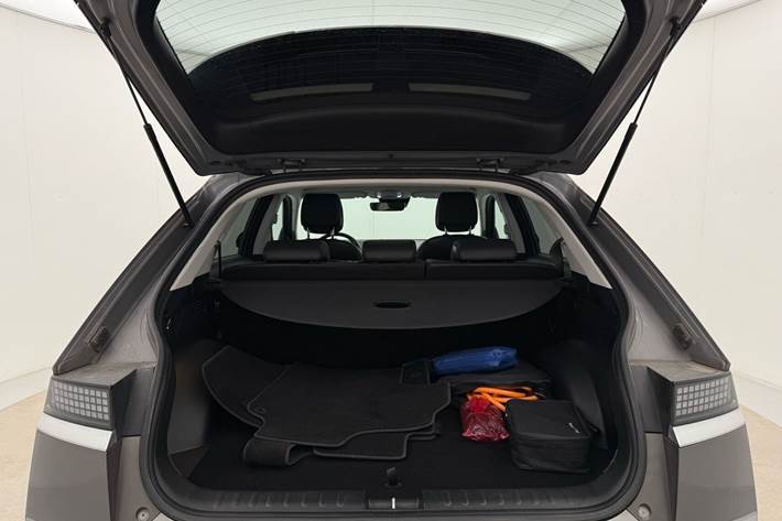 Grå Hyundai Ioniq 5 fra 2022