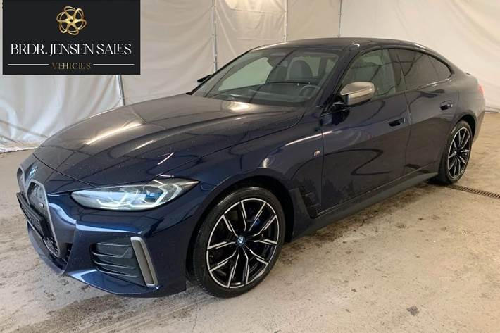 Blå BMW i4 fra 2023