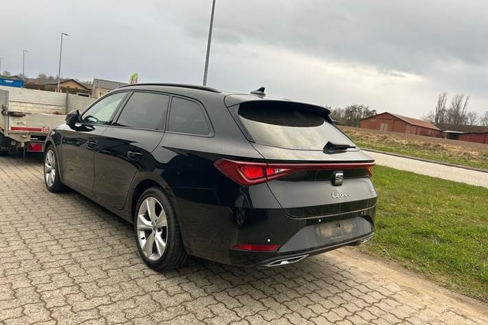 Sort Seat Leon fra 2020