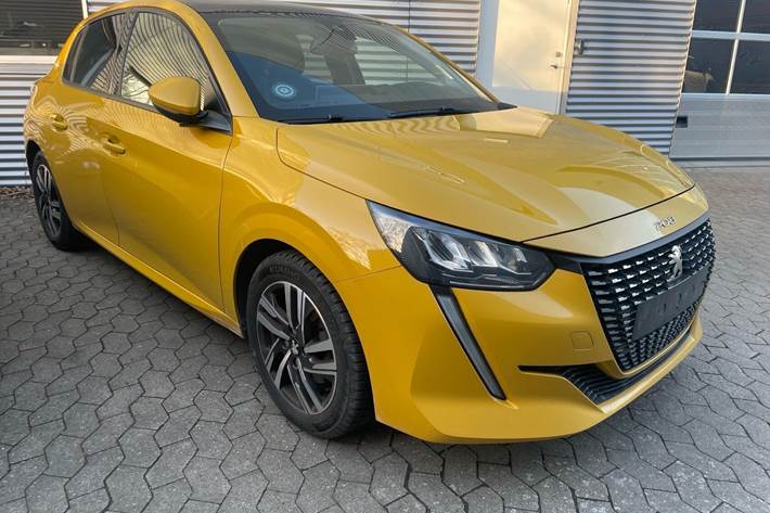 Gul Peugeot 208 fra 2020