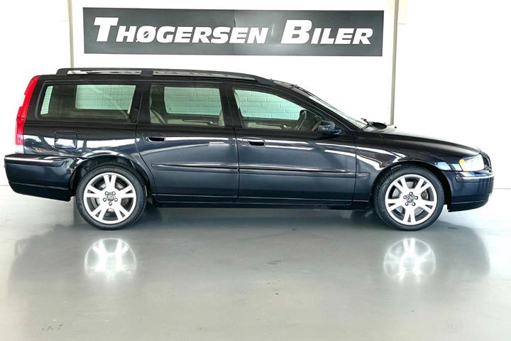 Sort Volvo V70 fra 2004