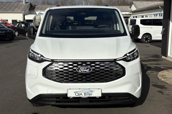 Hvid Ford E-Transit Custom Kombi 340 L1 fra 2026
