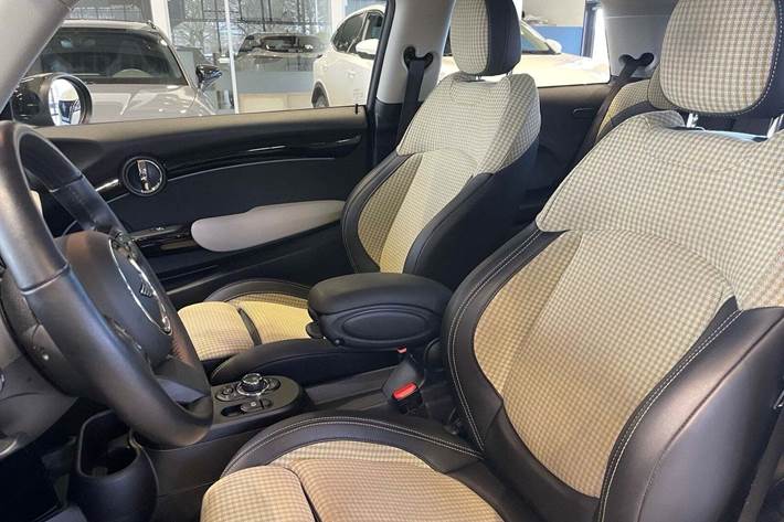 Grøn Mini Cooper SE fra 2022