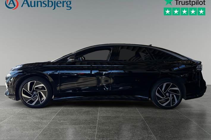 Sort VW ID.7 fra 2024