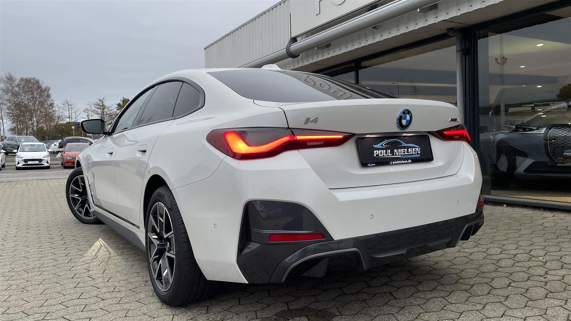 Hvid BMW i4 fra 2023