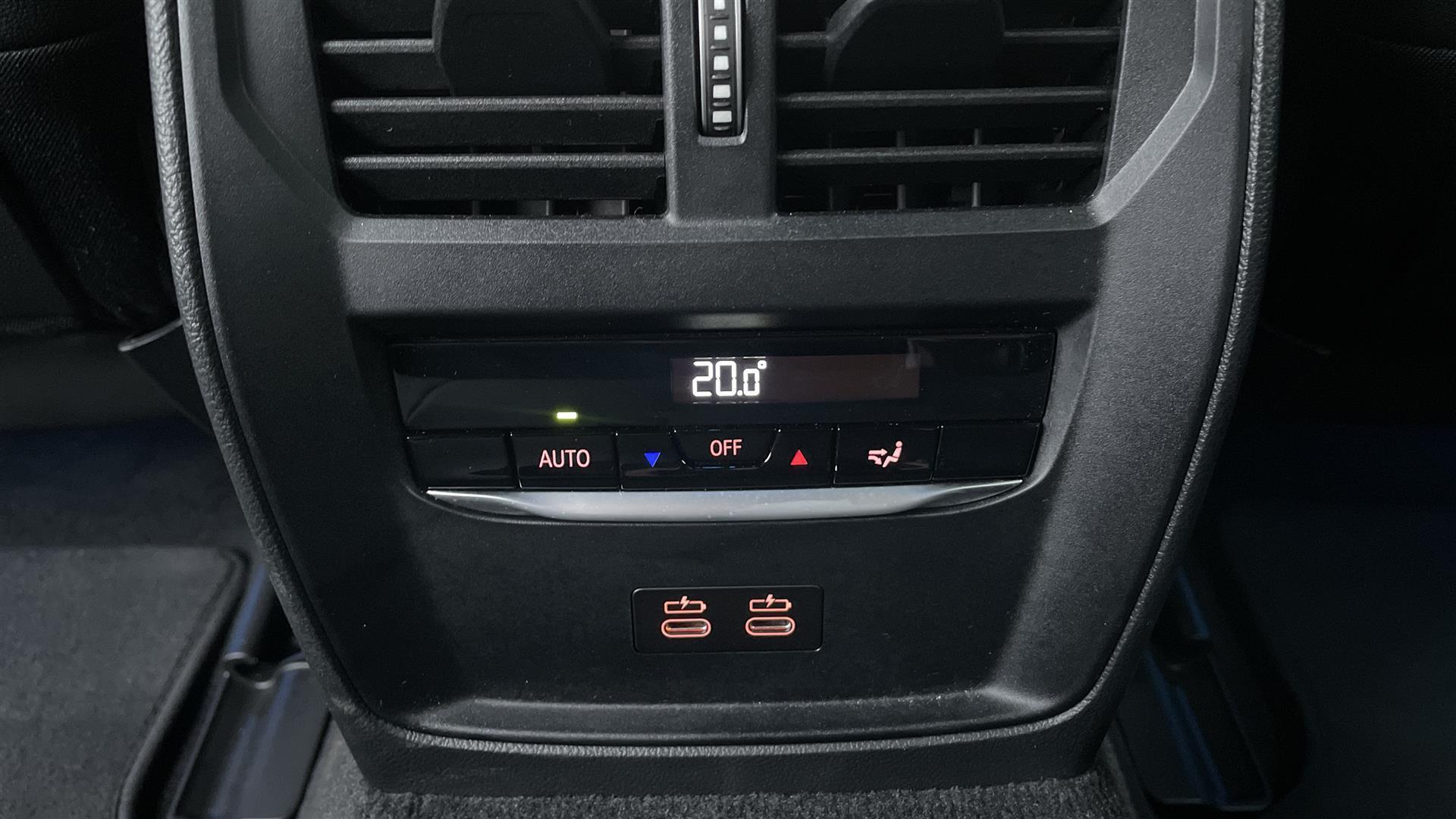 Hvid BMW i4 fra 2023