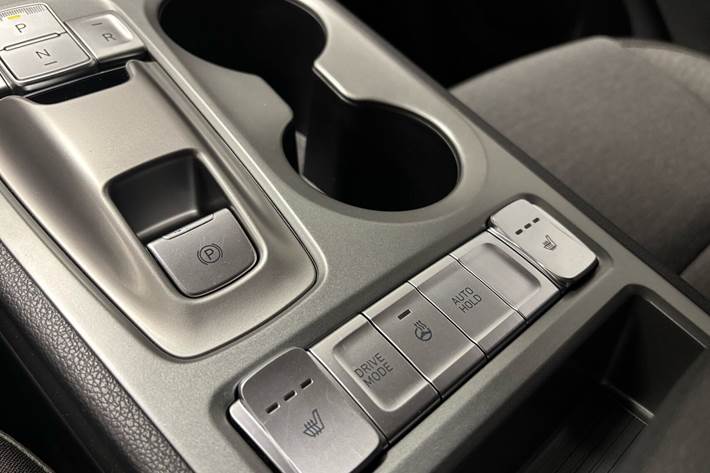 Blå Hyundai Kona fra 2023