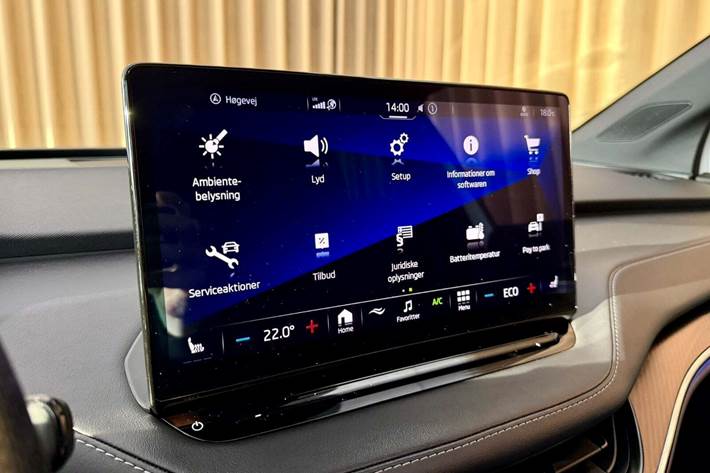 Hvid Skoda Enyaq fra 2022