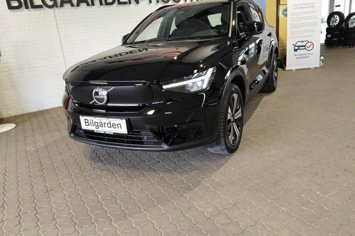 Sort Volvo XC40 fra 2023