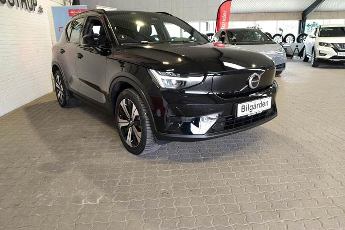 Sort Volvo XC40 fra 2023