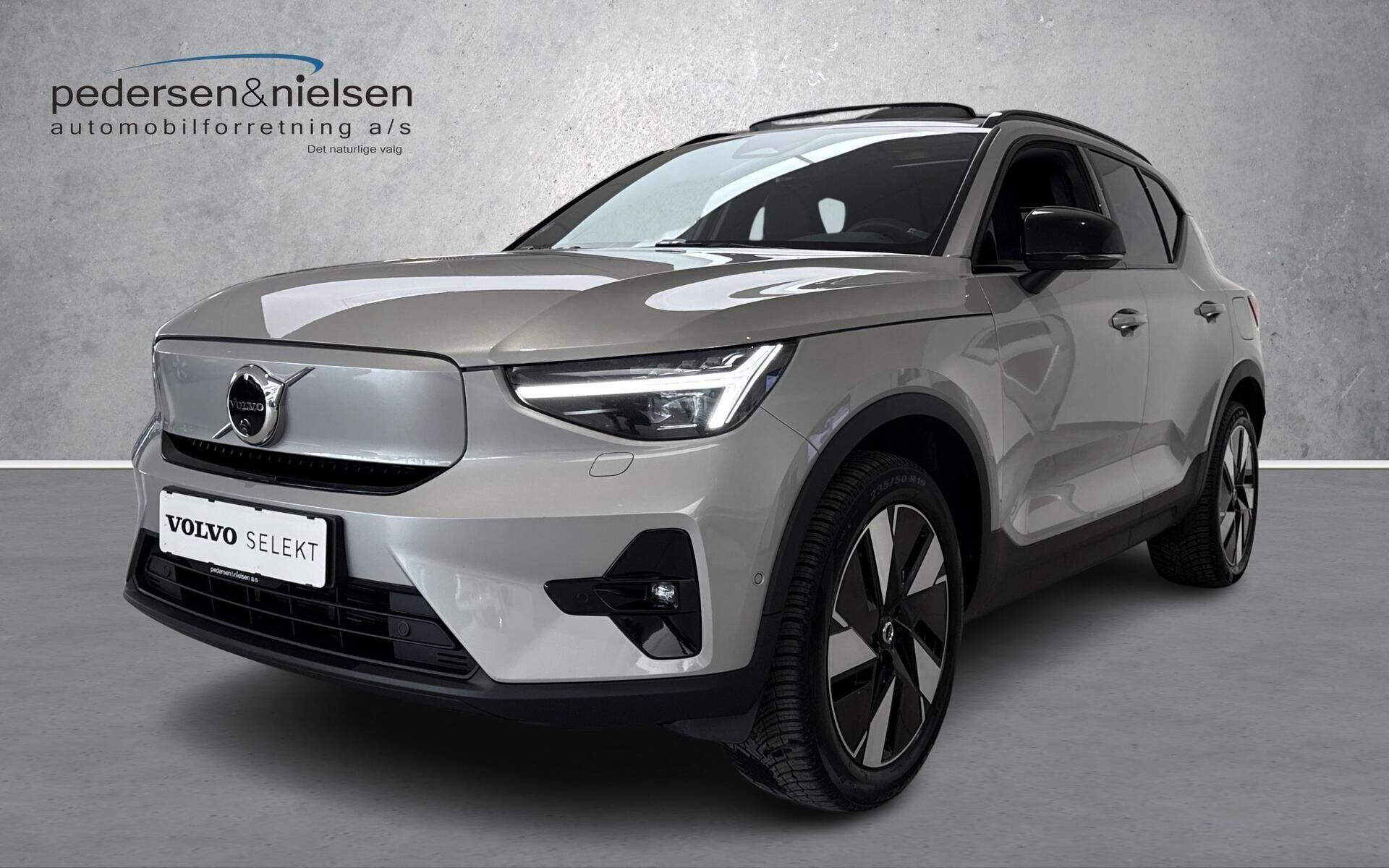 Volvo XC40 Recharge Extended Range Ultimate 252HK 5d Aut.