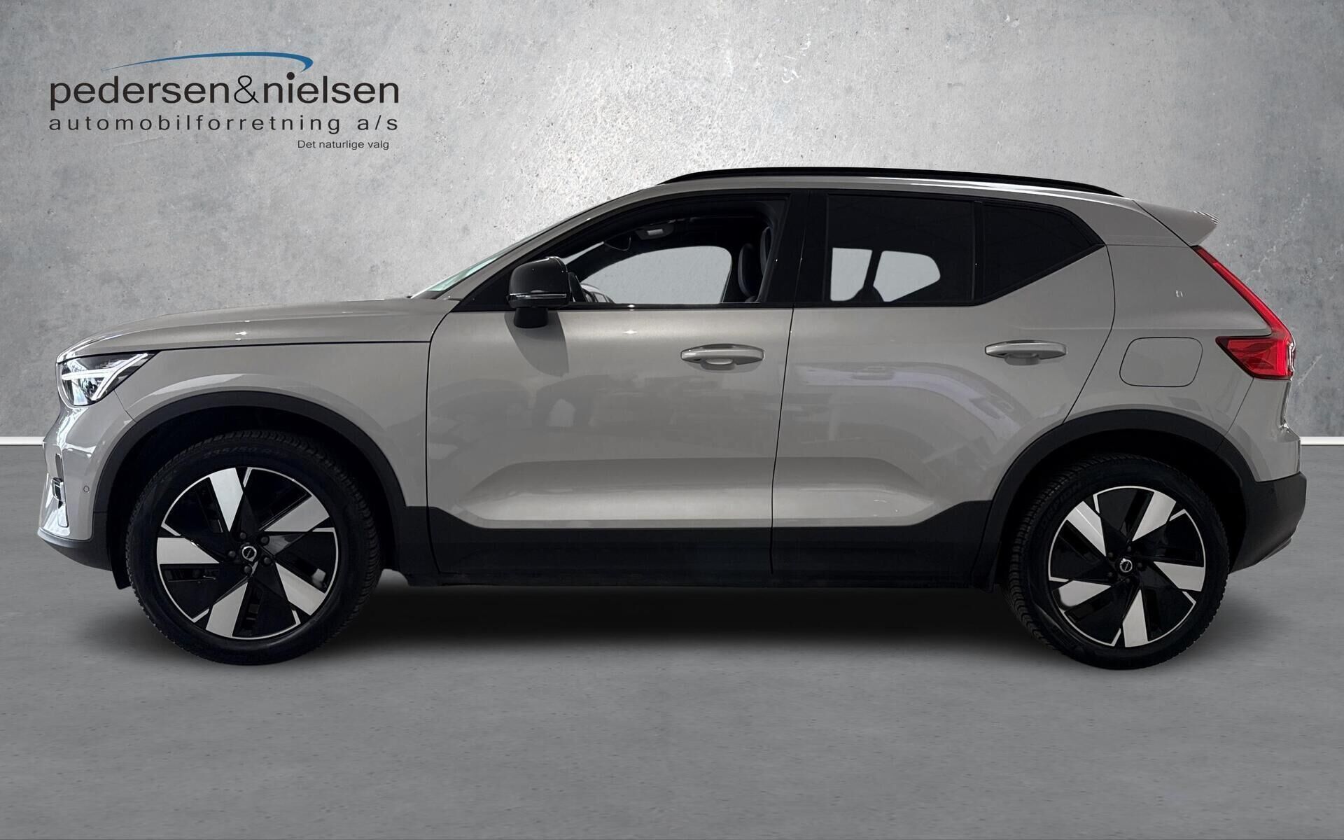 Volvo XC40 Recharge Extended Range Ultimate 252HK 5d Aut.