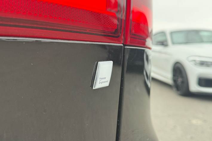 Sort Volvo V90 fra 2017