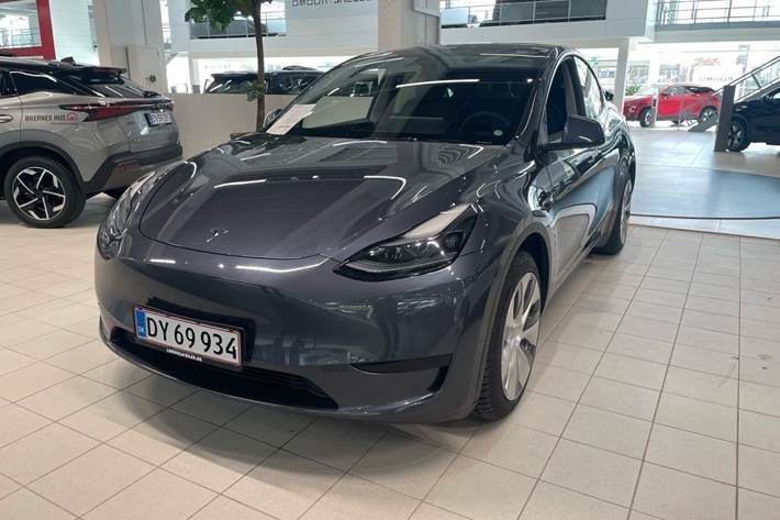 undefined Tesla Model Y fra 2023