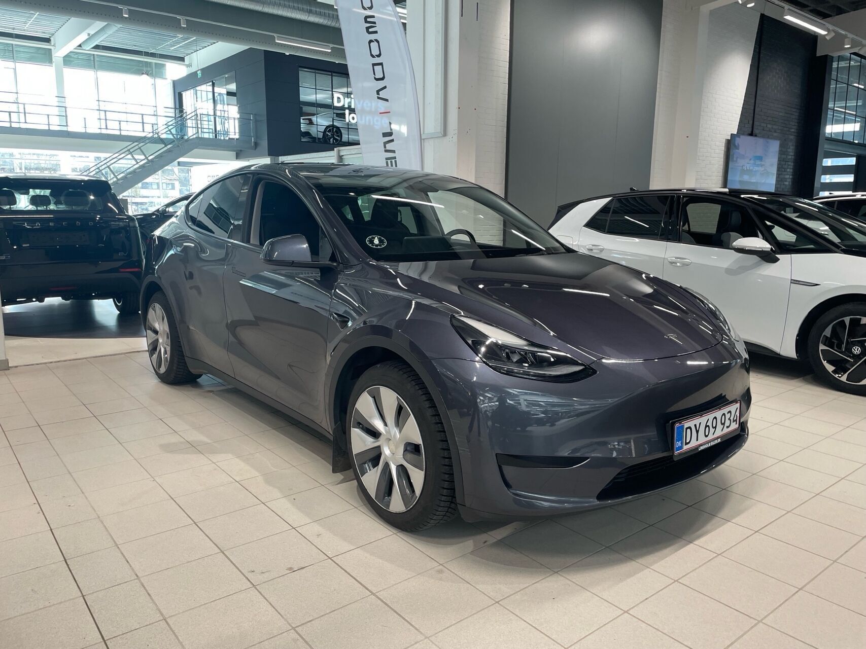 Tesla Model Y EL RWD 299HK 5d Aut.